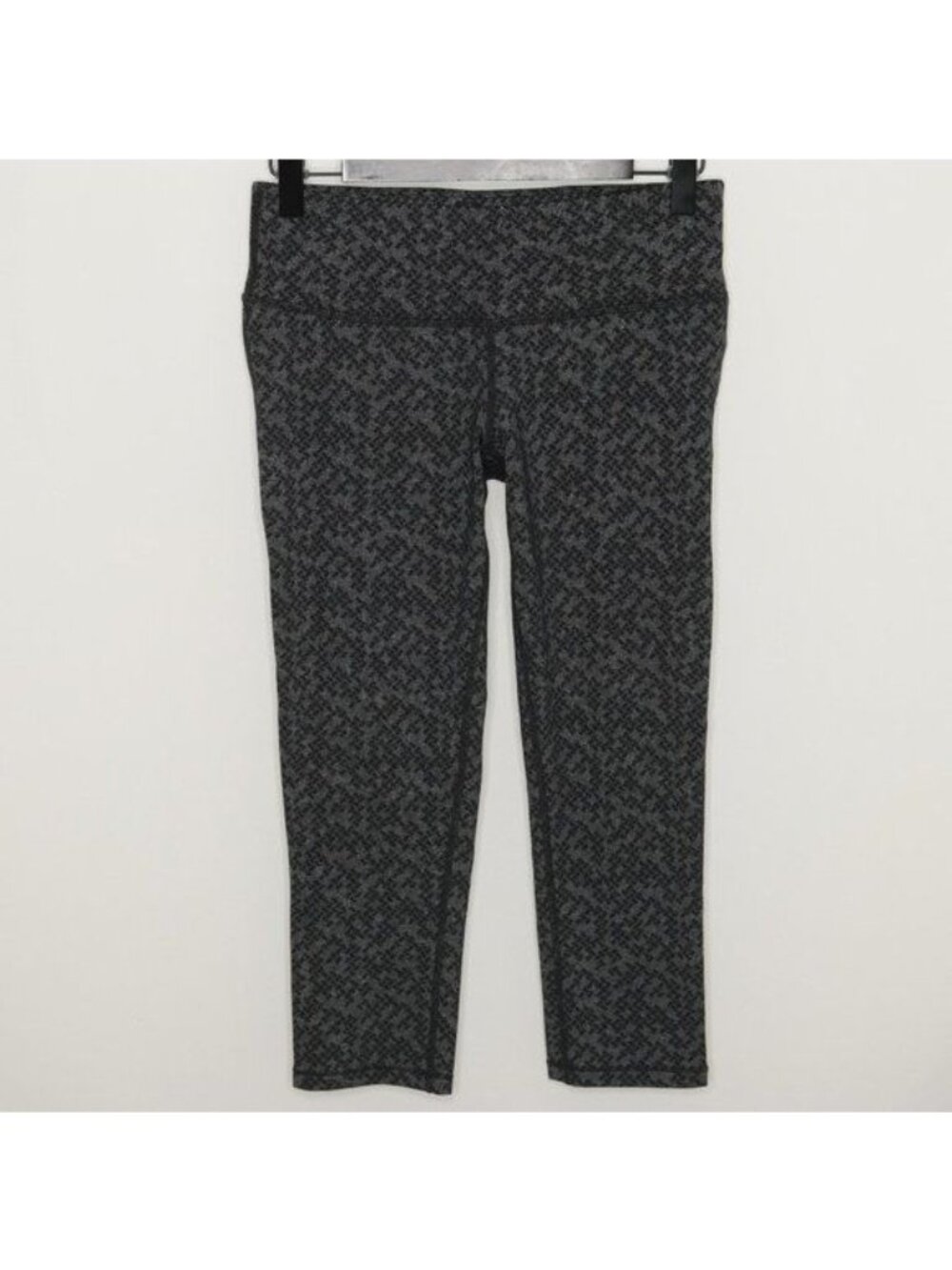 Prana Ashley Women's Extra Small Black Gray Tight Fit Capri Athletic Leggings